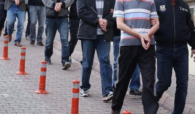 İçişleri Bakanı Yerlikaya Duyurdu: Kırmızı Bültenle Aranan 24 Suçlu Türkiye’ye Getirildi