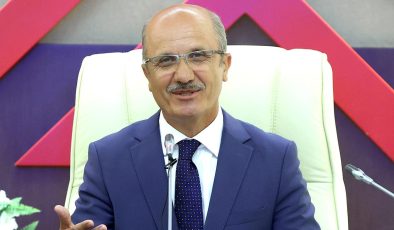 Üniversite Eğitimi 3 Yıla İniyor, Kontenjanlar Azaltılıyor! Hangi Bölümlerde Kontenjan Düşecek?